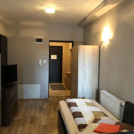 Apartament House *